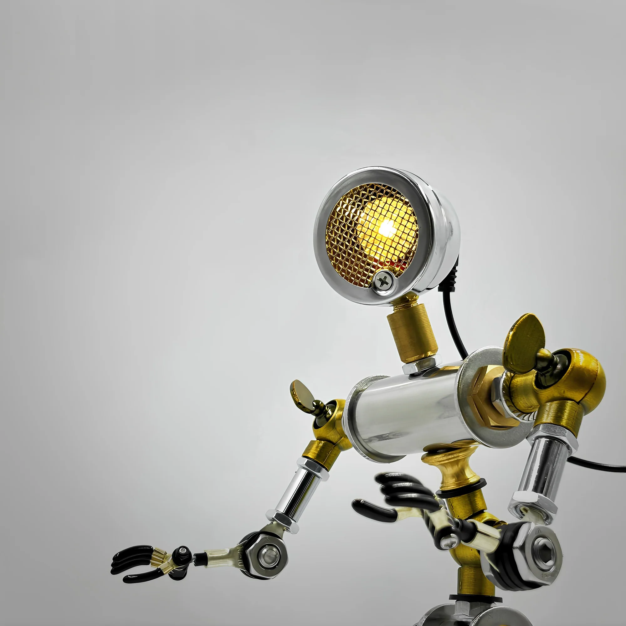 HD-19, 14''H, Robot-Shaped Cyberpunk Table Lamp Decor - Image 5