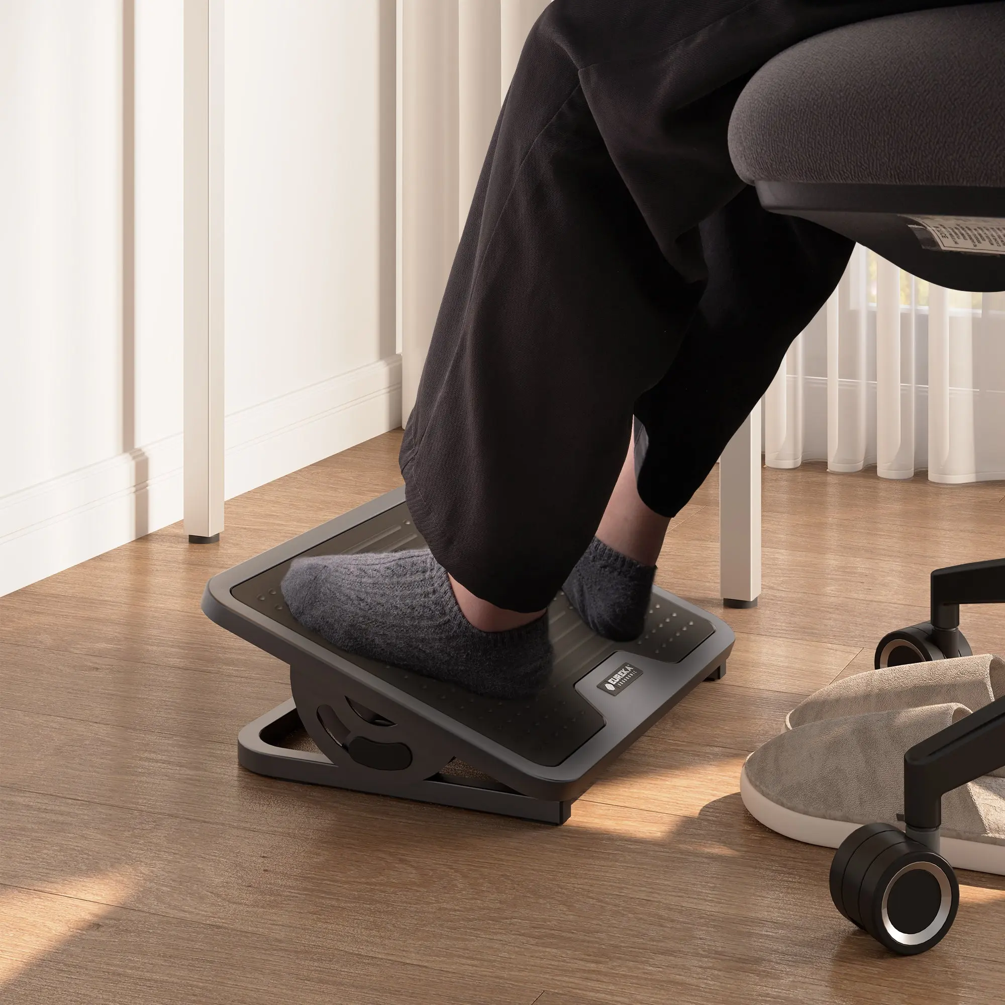 Adjustable Ergonomic Footrest - Image 3