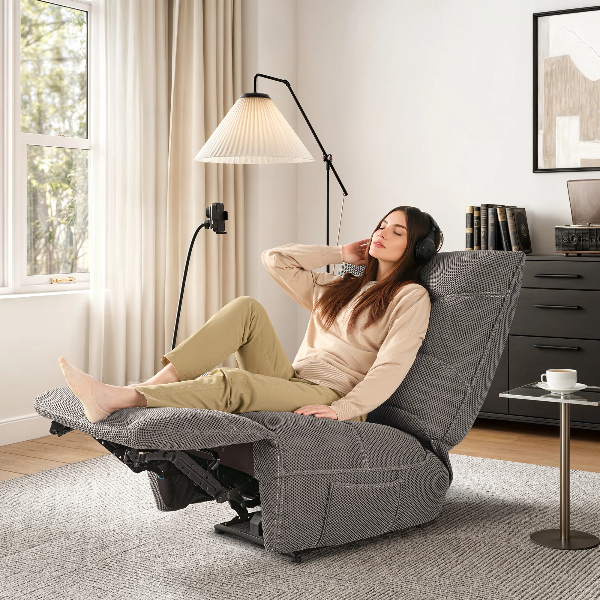 Linx, Recliner with Wireless Charging & USB - Image 20