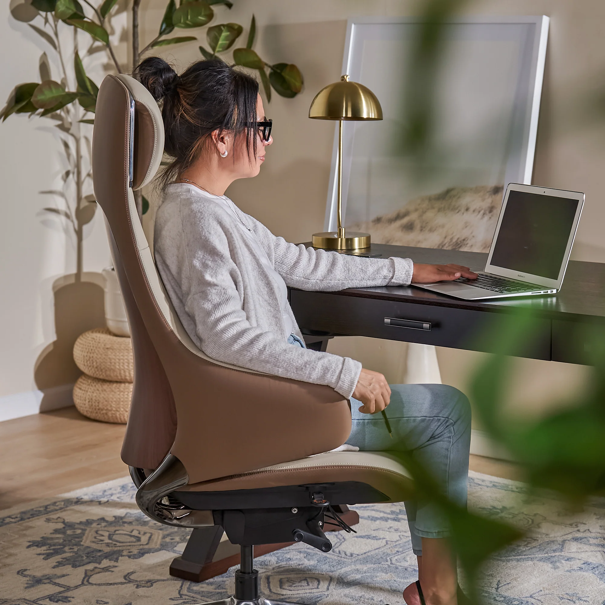 Serene Ella, Napa Leather Executive Chair - Image 4